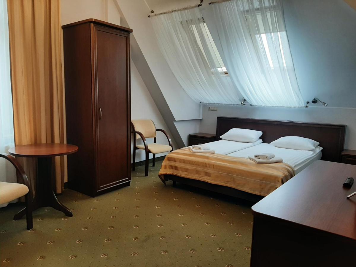 Hotel Masovia Giżycko Exteriör bild