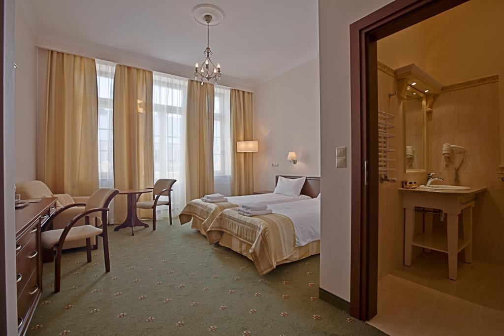 Hotel Masovia Giżycko Rum bild