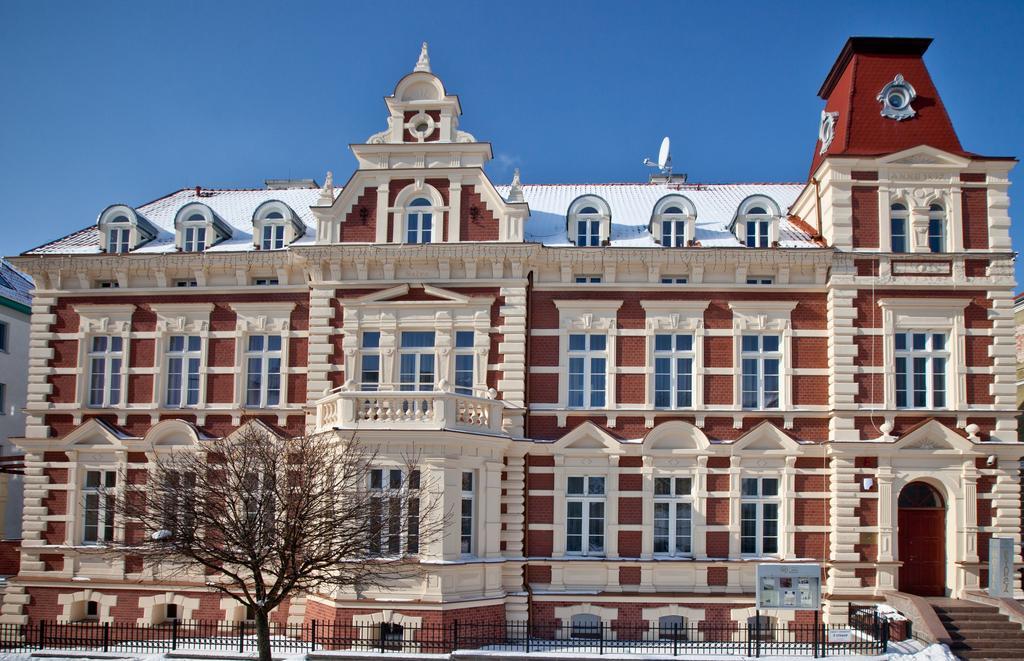 Hotel Masovia Giżycko Exteriör bild